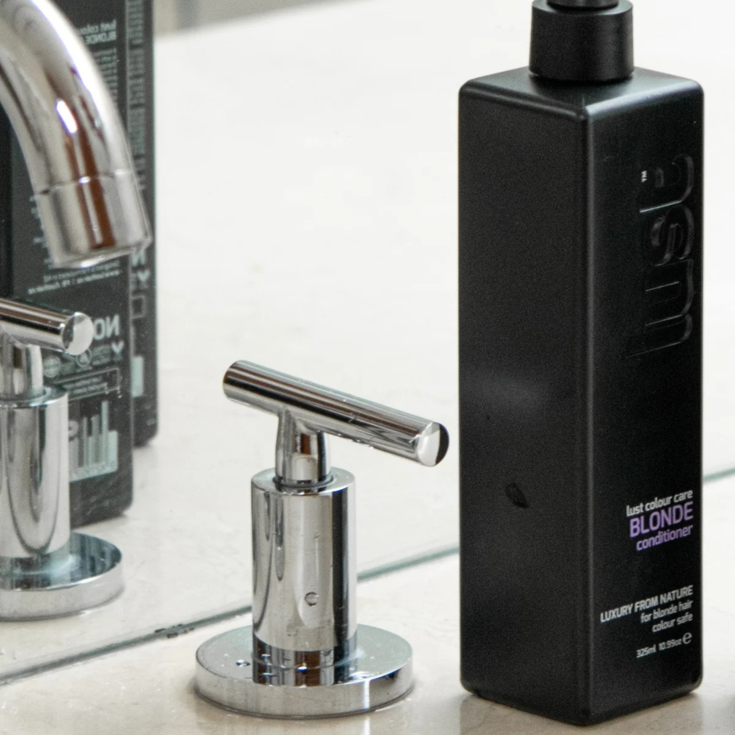 Lust Blonde Conditioner - 325ml