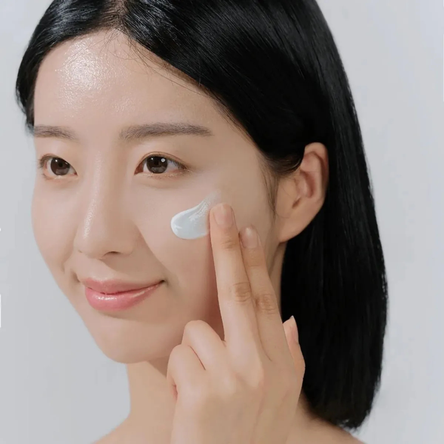 Madagascar Centella Hyalu-Cica Water-Fit Sun Serum 50 ml