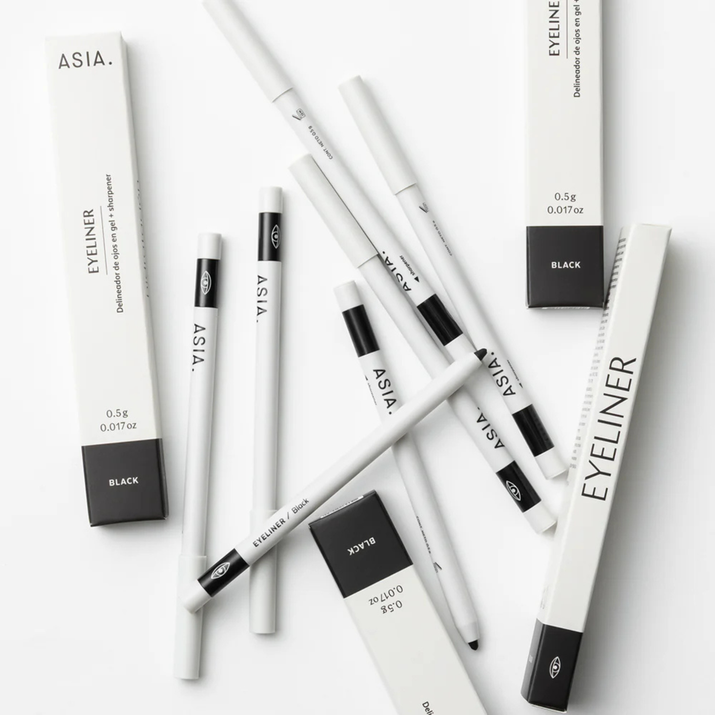 Eyeliner Black — delineador de ojos negro